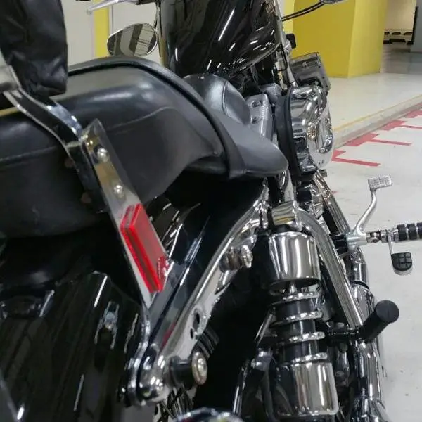 harley_davidson_sportster_rear.jpg