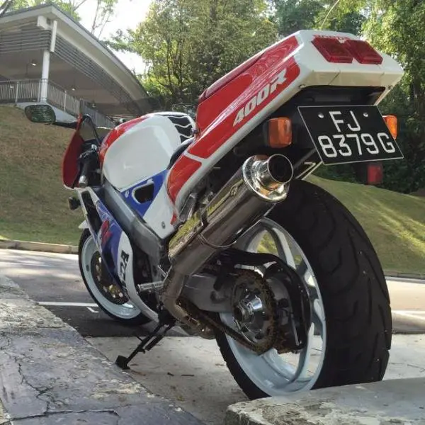 honda_vfr400r2.jpg