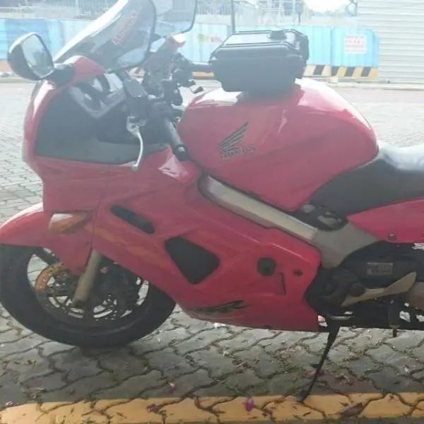 honda_vfr800fw_1999__red_1446562144_997a85b8.jpg