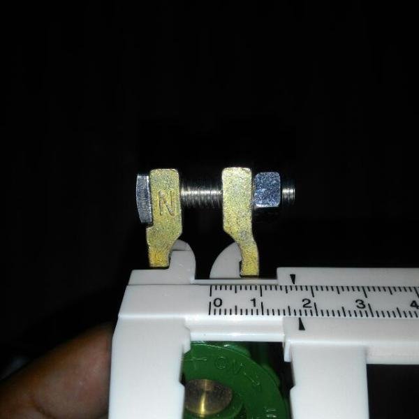 instock_battery_cut_off_switch__1465911630_50aeb5fd.jpg