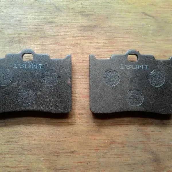 isumi_brake_pad_1465284514_9f1d3834.jpg
