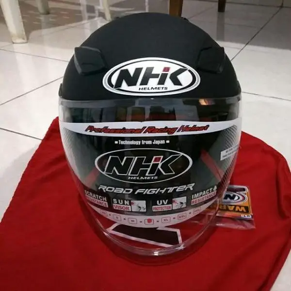 nhk_r1_helmet_double_visor_1483102293_2bf630c8.jpg