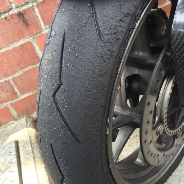 pirelli_super_corsa_sc2_1441117942_46245f6c.jpg