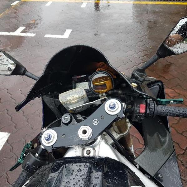 r1_2001_yamaha_1490868696_ea096dea.jpg