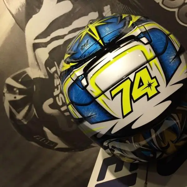 shoei_x12_memorial_dajiro_kato_1459154794_1d53b182.jpg