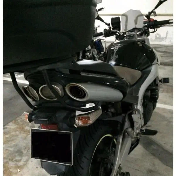 suzuki_motorbike_gsr400_1450453736_44deddca.jpg