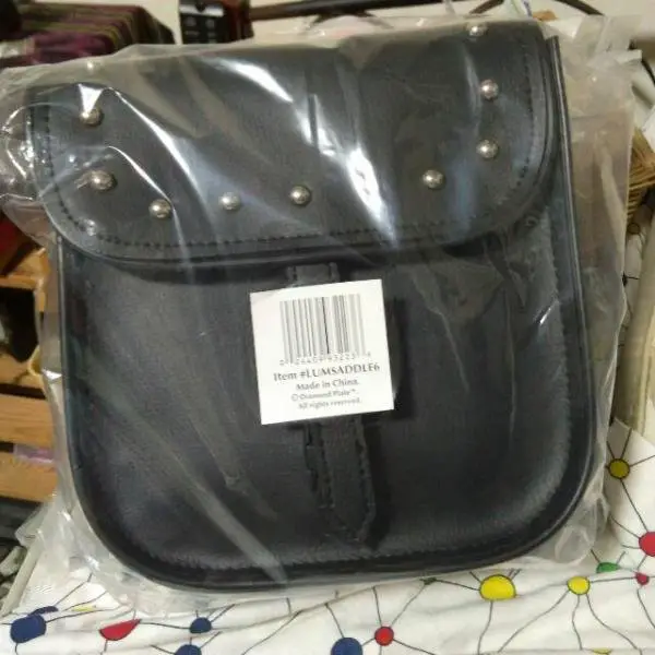 swingarm_bag_1450451946_c147f137.jpg