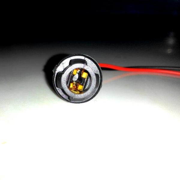 t10_bulb_socket_1441449719_9428cba1.jpg