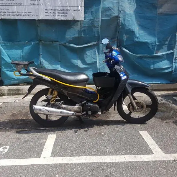 wave125_02.jpg