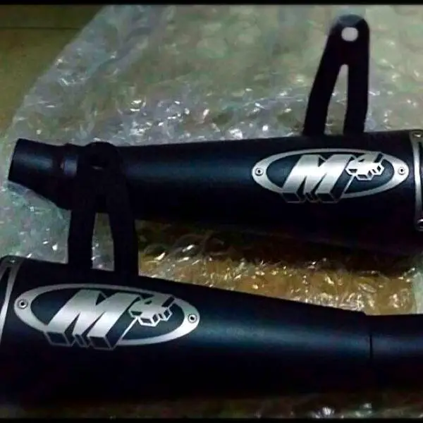 z1000_m4_exhaust_1432729057_12e5f463.jpg