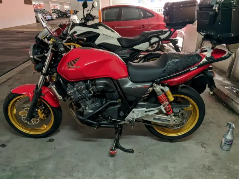Honda cb 400 revo