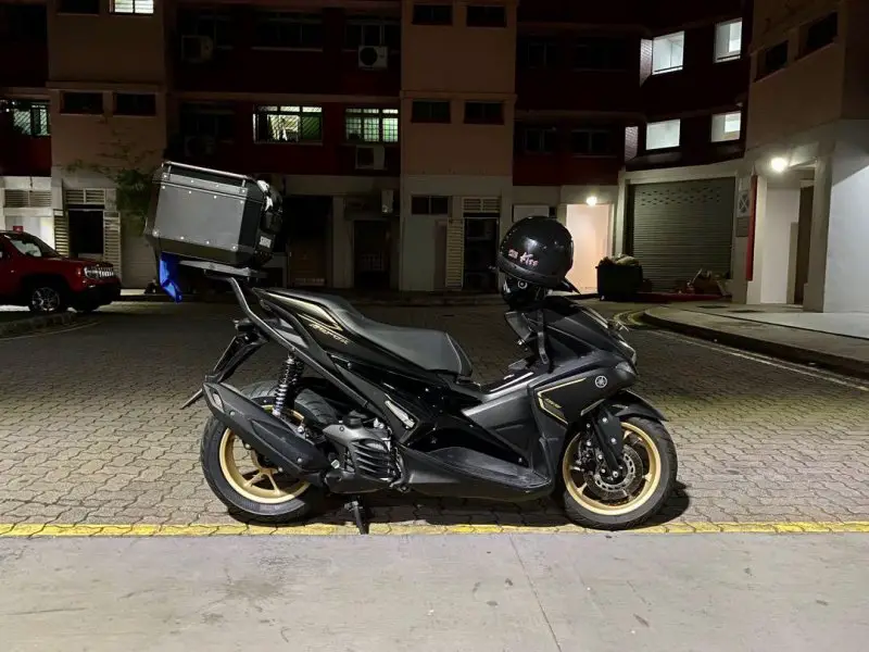 yamaha_aerox155_s_1597994902_928bf6ca_progressive.jpg
