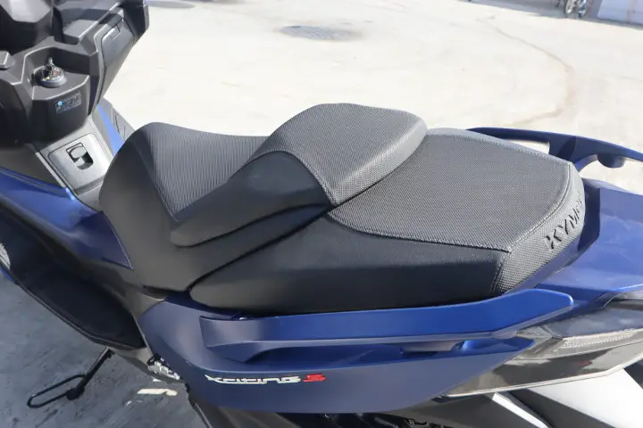 2019-kymco-xciting-s-400i-review-10-1571727470.jpg.8ea4ed97db0534d91f2a77ec6c7714c2.jpg