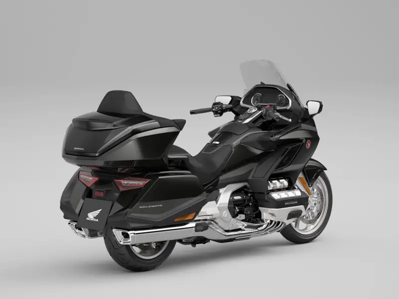 2021-Honda-GL1800-Gold-Wing-Tour-08.thumb.jpg.d78d057dff89a27d29f52d0d2c4615cc.jpg