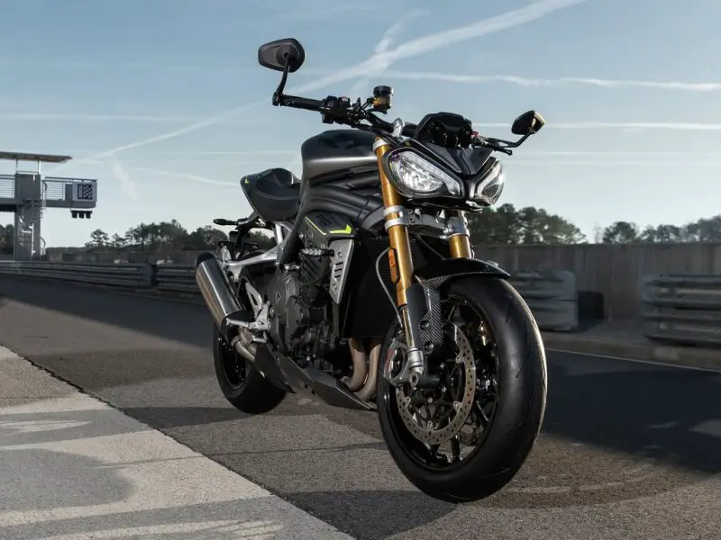 2021-Triumph-Speed-Triple-1200-RS-Front.thumb.jpg.0781ebca0104394d1c425cafd969c204.jpg