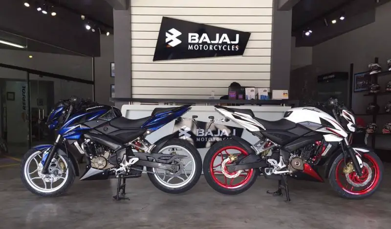 Bajaj-Pulsar-200NS-limited-edition-blue-and-red.thumb.jpg.fb2ff18768aad663c70e9ecc9bbfa302.jpg