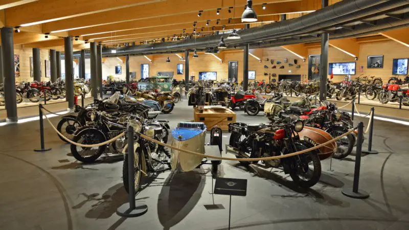rg-top-mountain-crosspoint-museum-18.thumb.jpg.2e60ed485e065077784b5a7777cb706a.jpg