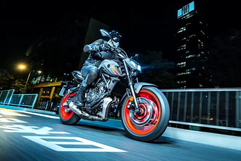 2021-Yamaha-MT-07-First-Look-Review-27.jpg.6db89e8f746d4b03845e714ef884f7a2.jpg