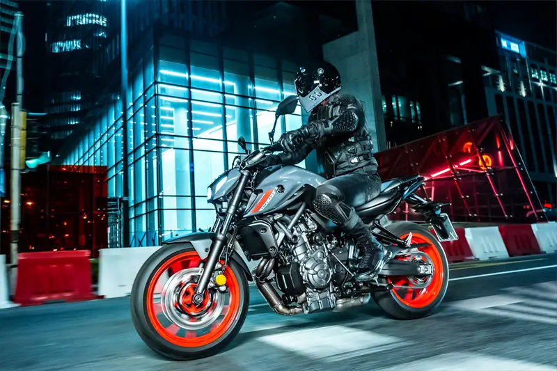 2021-Yamaha-MT-07-First-Look-Review-4.jpg.aa7d87009f3fbfcade3a3140ed5ff0ec.jpg