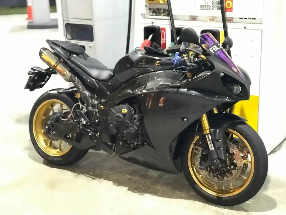 Yamaha R1 (COE March 2025) Class 2 Motorcycles