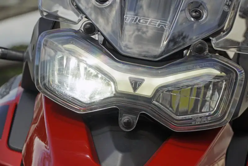 2021-Triumph-Tiger-900-Review-Singapore-CarBuyer.com_.sg-5.thumb.jpg.7ac99636e8d7e6fe81804d733fb50279.jpg