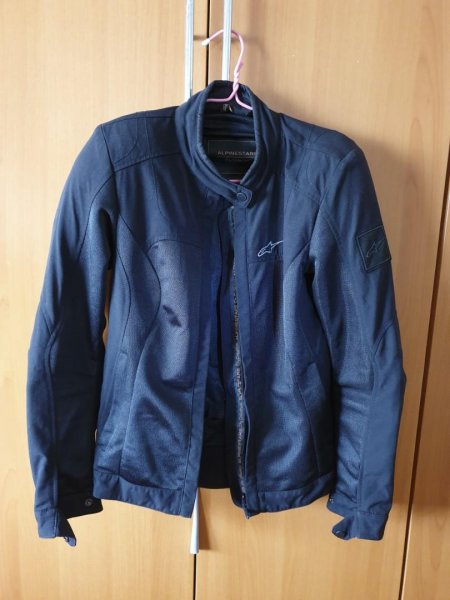 alpinestars_eloise_air_jacket__1617505038_d47195e7_progressive.thumb.jpg.5f009d698ea5a8d38b16839690e5d11b.jpg