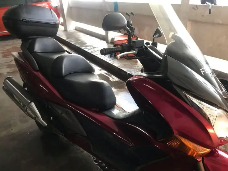honda_silver_wing_400_cc_1617328342_6ad9027a_progressive.jpg