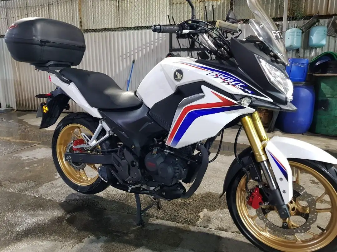 Honda Fighthawk Cbf190x With Topbox For Sale Class 2b Motorcycles Singaporebikes Com