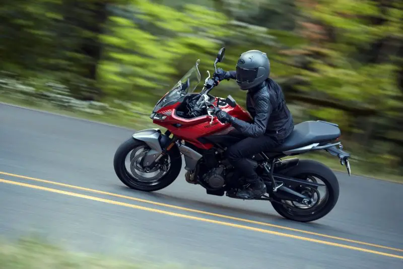 2022-Triumph-Tiger-Sport-660-4.thumb.jpg.2bfdaaa124123f5b396f5673ad5a3135.jpg