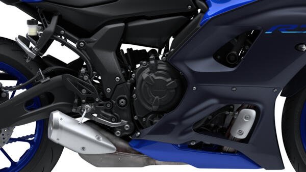 2022-Yamaha-YZF700R7-EU-Detail-001-03_Mobile.jpg.e8ec086a03093e7ea7677ca6e3a2c944.jpg