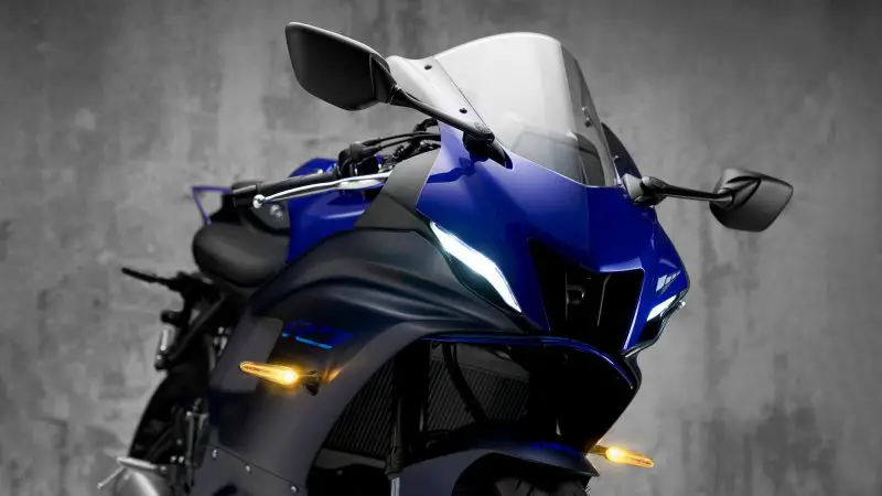 2022-Yamaha-YZF700R7-EU-Detail-002-03.thumb.jpg.8ac6ba2b352f0380bccc8a6e717256ee.jpg