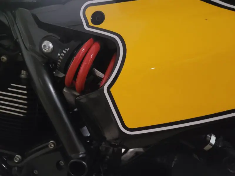 ducati 4.jpg