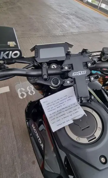 note-motorcycle-pasir-ris-car-park-lot.thumb.jpg.5ff35a7ad594da99ed6cb610e1067c7d.jpg
