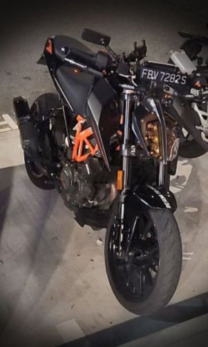 More information about "Wts: Nov 2023 Duke390 only 2k+ milege"